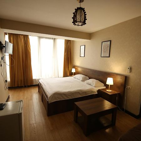 Dream Sky Hotel Тбілісі Екстер'єр фото