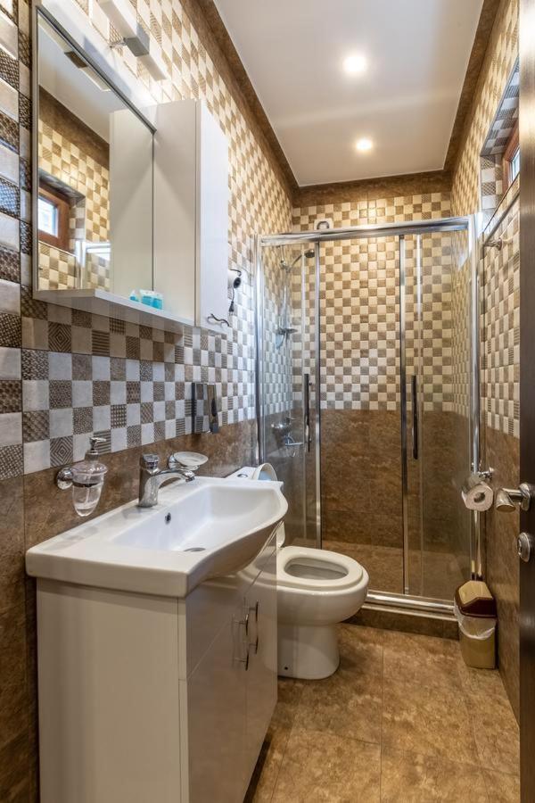 Dream Sky Hotel Тбілісі Екстер'єр фото