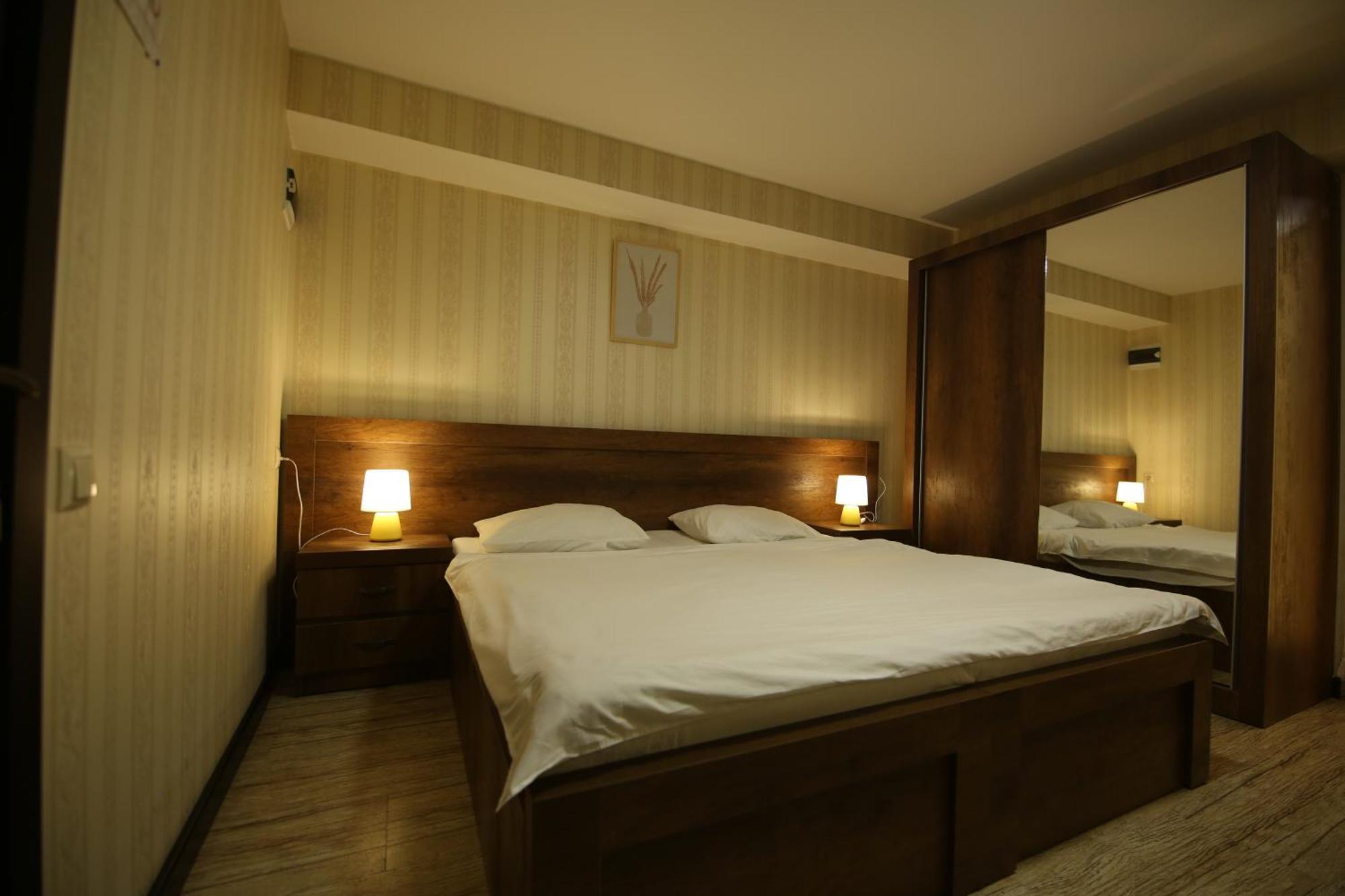 Dream Sky Hotel Тбілісі Екстер'єр фото