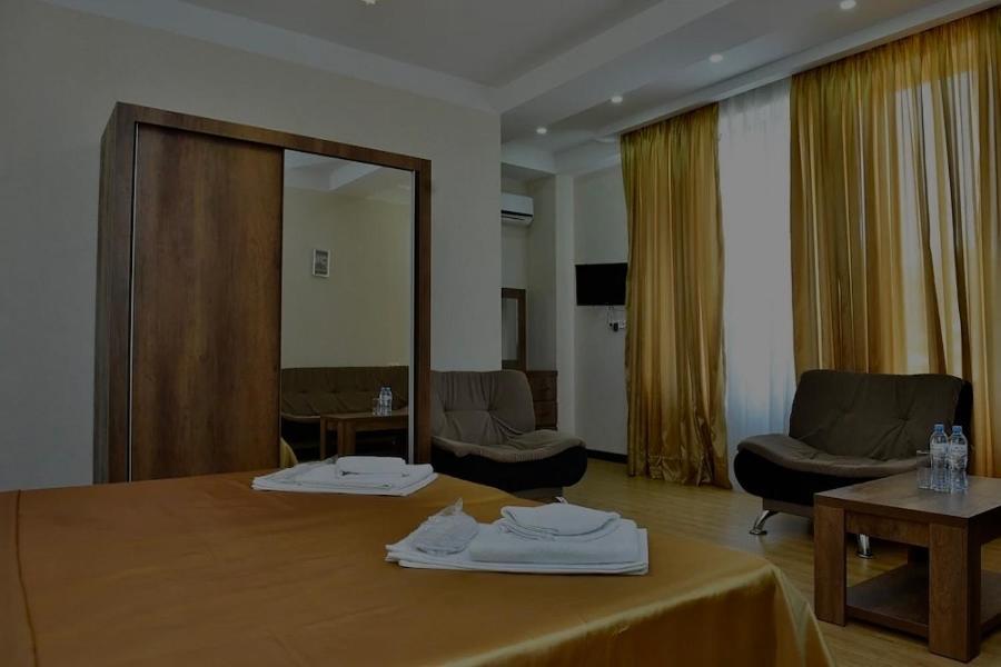 Dream Sky Hotel Тбілісі Екстер'єр фото