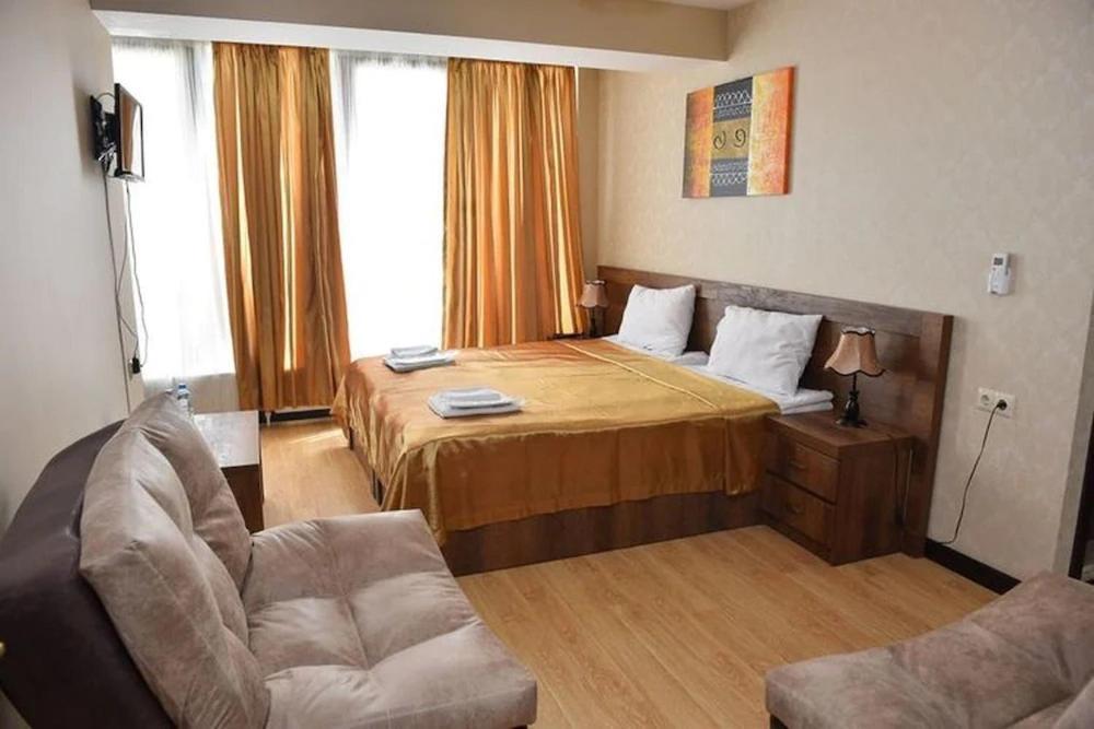 Dream Sky Hotel Тбілісі Екстер'єр фото